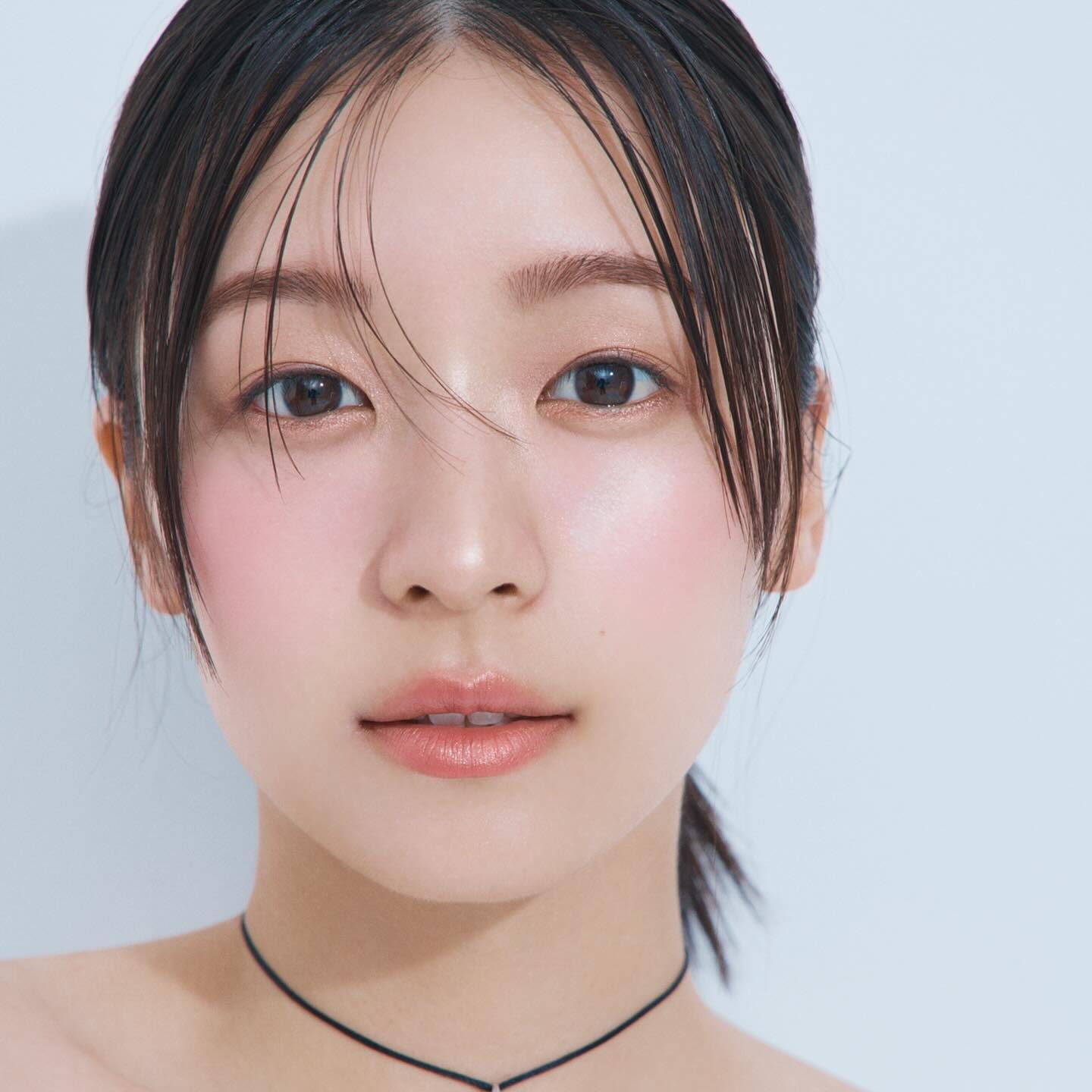 美しい鳴海唯